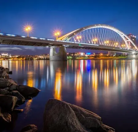 Apartman Danube Luxury Eurovea 24h Self Check-in Pozsony